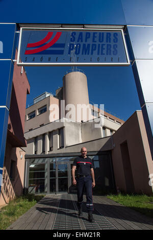 SERVICES D'INCENDIE ET D'URGENCE DU MINISTÈRE DE LA Saône-et-Loire (SDIS71), Nantes, FRANCE Banque D'Images