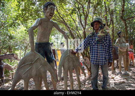 L'ENFER VU PAR UN ARTISTE thaï, PROVINCE DE CHUMPHON, THAÏLANDE, ASIE DU SUD-EST Banque D'Images