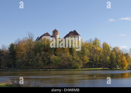 En automne le château de Bad Iburg, Allemagne Banque D'Images