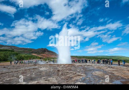 Strokkur geyser, Islande Banque D'Images