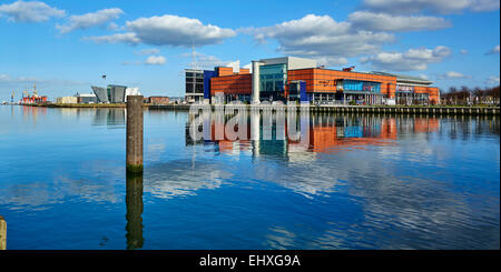 Odyssey Arena et Titanic Quarter, sur le front de Belfast, en Irlande du Nord Banque D'Images