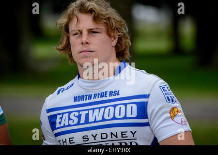 Sydney, Australie. 17 mars, 2015. Le Wallaby et Waratah NSW Michael Hooper portant son kit Union club Eastwood lors de la formation. Credit : MediaServicesAP/Alamy Live News Banque D'Images