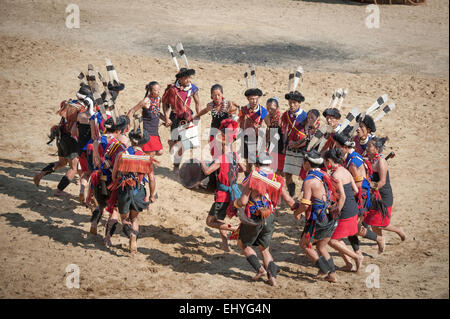 Rengma la danse de la tribu Naga Banque D'Images