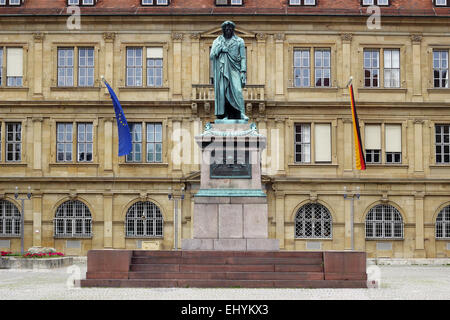 Schiller memorial devant le bâtiment historique du Prinzenbau (Ministère de la Justice), Schillerplatz, Stuttgart Banque D'Images