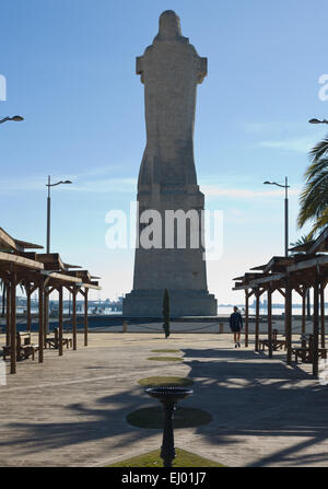 Immense statue de Christophe Colomb sur la rivière Tinto, Huelva, Espagne Banque D'Images