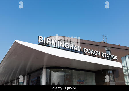 Panneau à l'entrée de la station de bus à Digbeth Birmingham Banque D'Images