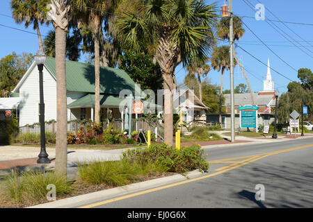 USA, Floride, Citrus Comté, Crystal River, rue principale Banque D'Images