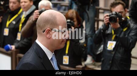 Bruxelles, Belgique. Mar 19, 2015. Le premier ministre tchèque Bohuslav Sobotka vient à la réunion de l'UE à Bruxelles, Belgique, le 19 mars 2015. © Jakub Dospiva/CTK Photo/Alamy Live News Banque D'Images