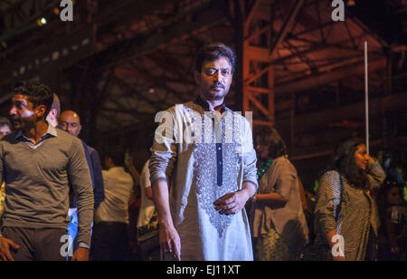 Mumbai, Maharashtra, Inde. Mar 17, 2015. 17 mars 2015, Mumbai - INDE.Bollywood acteur Shah Rukh Khan El m Fasi Mukherji Fashion Show à l'Inde Lakme Fashion Week 2015. © Subhash Sharma/ZUMA/ZUMAPRESS.com/Alamy fil Live News Banque D'Images
