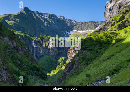 Batöni, Suisse, Europe, canton de Saint-Gall, domaine de Sargans, Weisstannental, cascade Banque D'Images