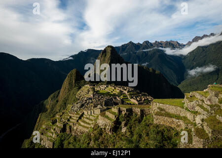 Le Machu Picchu, la Vallée Sacrée, Pérou Banque D'Images