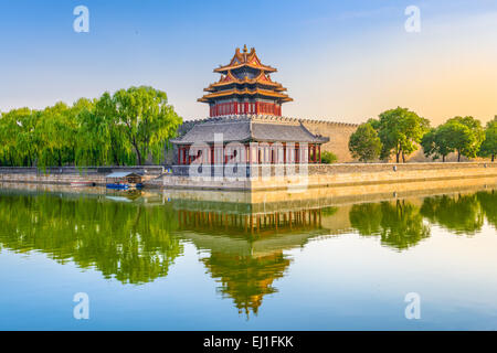 Beijing, Chine à l'angle des douves extérieures de la Cité Interdite. Banque D'Images