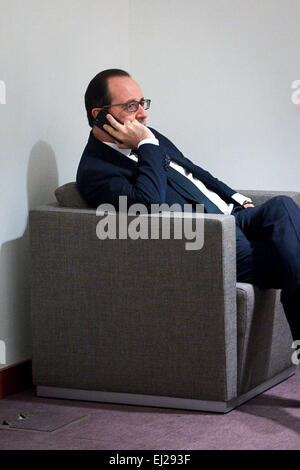 Bruxelles, Bxl, Belgique. Mar 20, 2015. Le Président français François Hollande avant secod réunion du Conseil européen de l'administration centrale de l'UE à Bruxelles, Belgique le 20.03.2015 par Wiktor Dabkowski Wiktor Dabkowski/crédit : ZUMA Wire/Alamy Live News Banque D'Images