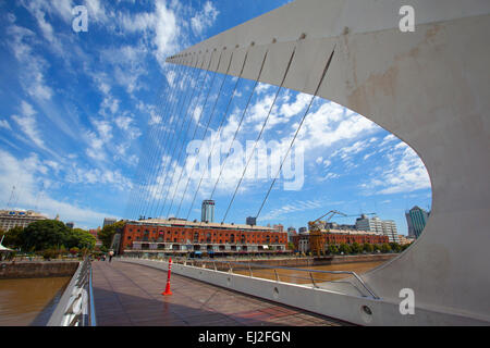 Puente de la Mujer, Puerto Madero. Buenos Aires, Argentine. Banque D'Images