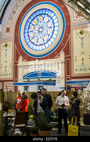 Londres, Royaume-Uni. 20 mars 2014 Alexandra Palace Jardin comestible Show 2015 Les personnes bénéficiant de l'jour Crédit : Paul Chambers/Alamy Live News Banque D'Images