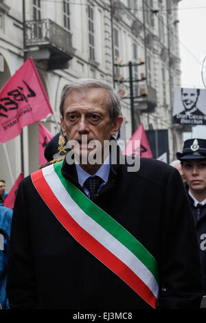 Torino, Italie. Mar 20, 2015. Le maire de Turin Piero Fassino à la 'Marche contre les mafias". © Elena Aquila/Pacific Press/Alamy Live News Banque D'Images