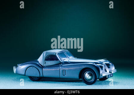 Jaguar XK120 modèle en studio Banque D'Images