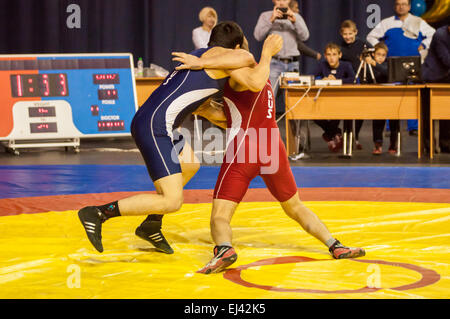 , Région d'Orenbourg, Russie, 30 octobre, 2014 année. La lutte pour le tournoi de Russie Prix du Gouverneur d'Oren Banque D'Images