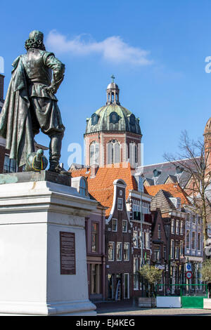 Vieille ville historique de Hoorn, à l'Ijsselmeer, mer intérieure, Banque D'Images