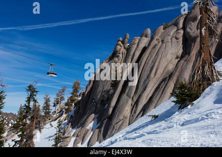 Téléphérique de Squaw Valley, Squaw Valley ski resort, Californie Banque D'Images