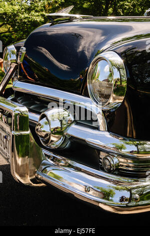 1951 Ford Custom Tudor, Antique car show, la rue Armstrong, Vieille Ville Fairfax, Virginie Banque D'Images