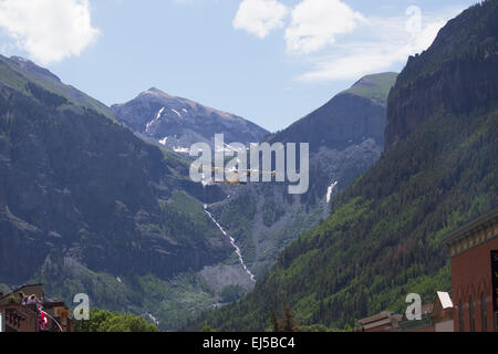 Flyover, le 4 juillet, Independence Day Parade, Telluride, Colorado, USA Banque D'Images