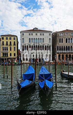 Vues générales de l'endroits à Venise où il est dit que l'acteur George Clooney et fiancée, Amal Alamuddin sont de se marier plus tard ce mois-ci comprend : Ca' Farsetti Où : Venise, Italie Quand : 15 mai 2014 Banque D'Images