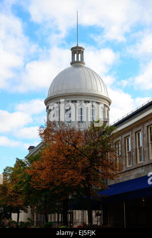 Marché Bonsecours sur rue dans le Vieux Montréal au Canada Banque D'Images