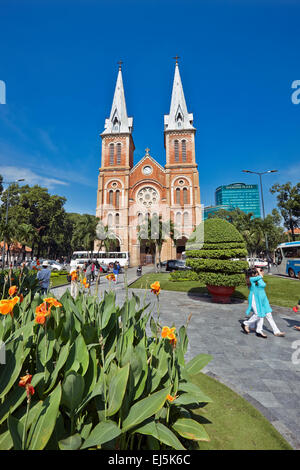 Basilique Notre-Dame de Saigon, Ho Chi Minh City, Vietnam. Banque D'Images