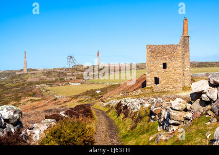 Papule Owles à Botallack utilisé comme lieu de tournage de la papule fictive dans le 2015 Loisirs séries télé Poldark Banque D'Images