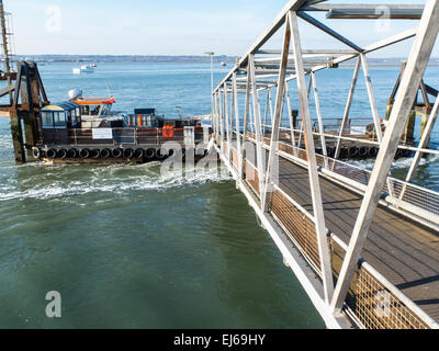 Le Ferry Port Langstone Hayling Hampshire Banque D'Images