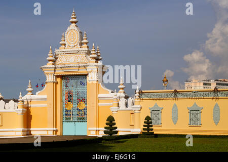 La victoire, Palais Royal, Phnom Penh, Cambodge Banque D'Images