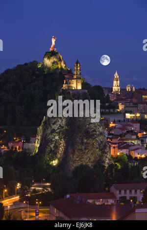 ST MICHEL D'AIGUILHE AVEC CORNEILLE ROCHER LE PUY EN VELAY HAUTE LOIRE AUVERGNE FRANCE Banque D'Images