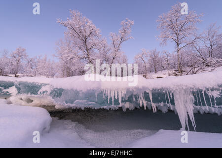 Frozen river , Abisko NP, Laponie, Suède Banque D'Images