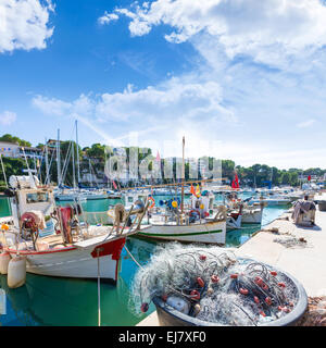 Port de plaisance de Porto Cristo, Majorque à Manacor de Majorque Îles Baléares Espagne à Banque D'Images