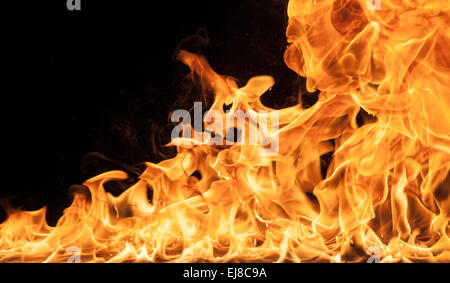 De belles flammes feu élégant, close-up. Banque D'Images