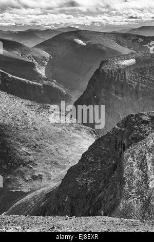 Les crêtes de montagne Kebnekaise, montagnes, Laponie Banque D'Images