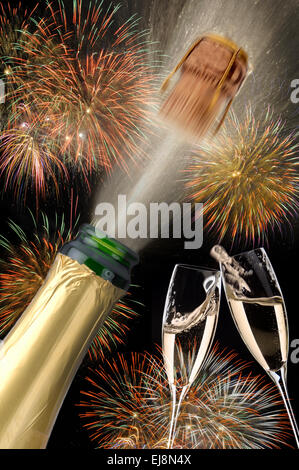Popping champagne avec firework Banque D'Images