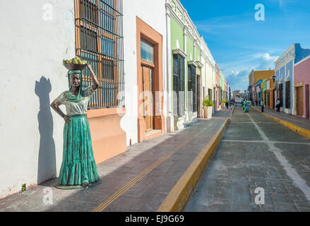 Rues de la ville coloniale de Campeche, Mexique Banque D'Images