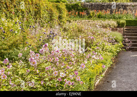 Jardins du Château Saint Fagan's Glamorgan UK Banque D'Images