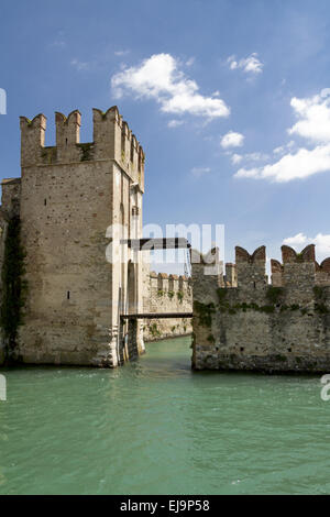 Château Scaliger à Sirmione Scaligero Banque D'Images