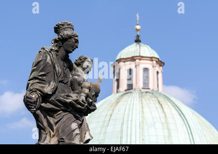 Statue de Vierge Marie. Banque D'Images