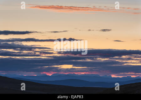 Vue depuis les montagnes de Dundret fjell, Laponie Banque D'Images