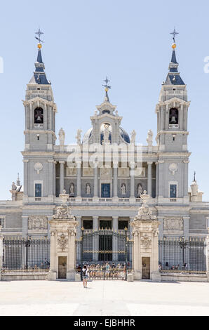 La Cathédrale de l'Almudena à Madrid Espagne Banque D'Images