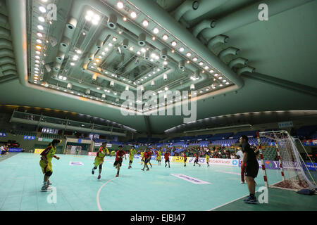 Vue générale, le 22 mars 2015, le handball : JHL Junior League finale entre femmes Corazon Ryukyu Jr. - Acier Daido Phenix Tokai au gymnase Komazawa à Tokyo, Japon. © Yohei Osada/AFLO SPORT/Alamy Live News Banque D'Images