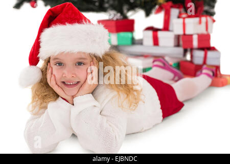 Peu festive girl smiling at camera Banque D'Images