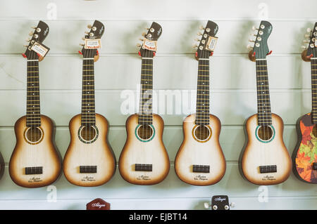 Atelier guitare fait main en Philippines Banque D'Images