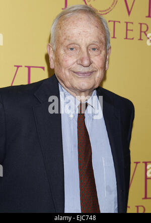 Soirée d'ouverture après partie pour l'amour de Broadway Lettres tenue au restaurant Brasserie 8,5 - Arrivées. Comprend : A.R. Gurney Où : New York, New York, United States Quand : 18 mai 2014 Banque D'Images