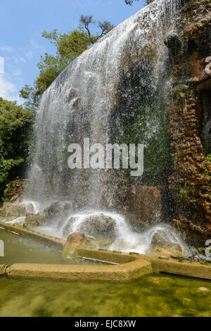 Cascade de la colline du château à Nice France Banque D'Images