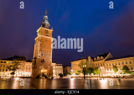 Tour de l'hôtel de ville de Cracovie Banque D'Images